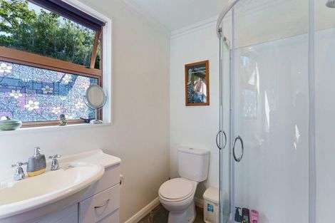 Photo of property in 15 Alexander Street, Waikanae, 5036