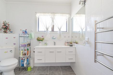 Photo of property in 2/23 James Road, Manurewa, Auckland, 2102