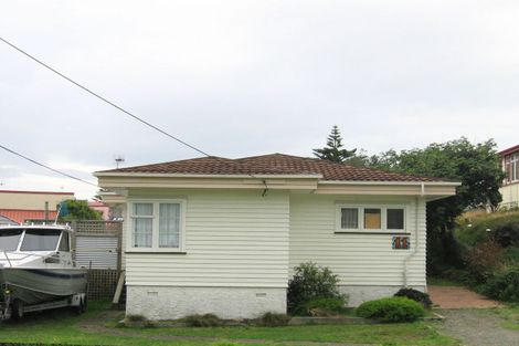 Photo of property in 11 Middleton Road, Paraparaumu Beach, Paraparaumu, 5032