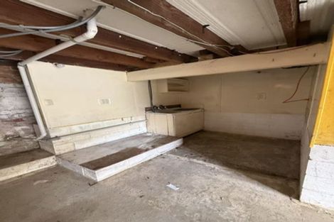 Photo of property in 42 Hillcrest Avenue, Hillcrest, Rotorua, 3015