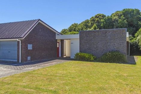 Photo of property in 1001 High Street, Avalon, Lower Hutt, 5011