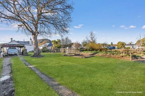 Photo of property in 17 Gorge Road, Clinton, 9534