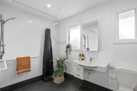 Photo of property in 104 Bordesley Street, Phillipstown, Christchurch, 8011
