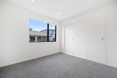 Photo of property in 15/506 Glenfield Road, Bayview, Auckland, 0629