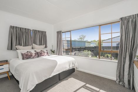 Photo of property in 15 Mayfair Close, Whitianga, 3510