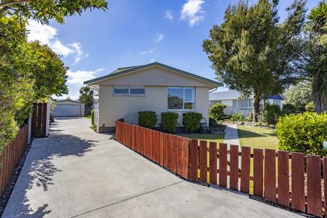 Photo of property in 6 Birdling Place, Halswell, Christchurch, 8025