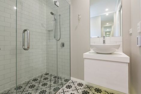 Photo of property in 72 Kent Terrace, Taradale, Napier, 4112