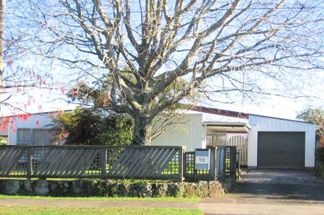 Photo of property in 50 Clevedon Road, Papakura, 2110