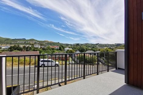 Photo of property in 2u6 Hindmarsh Street, Johnsonville, Wellington, 6037