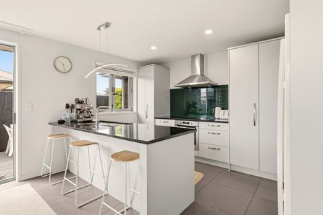 Photo of property in 11 Coutts Street, Papamoa Beach, Papamoa, 3118