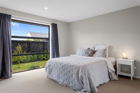 Photo of property in 2 Valour Drive, Rangiora, 7400
