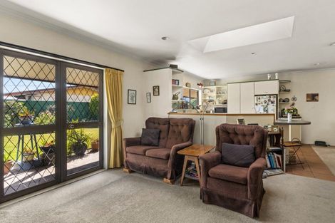 Photo of property in 10 Swansea Place, Tamatea, Napier, 4112