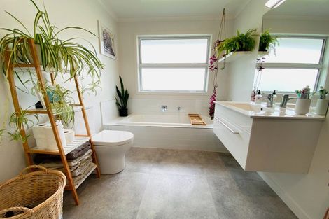 Photo of property in 19 Piwakawaka Drive, Stoke, Nelson, 7011