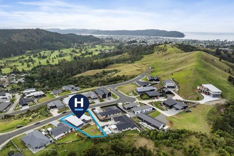 Photo of property in 13 Manatu Close, Whangamata, 3691