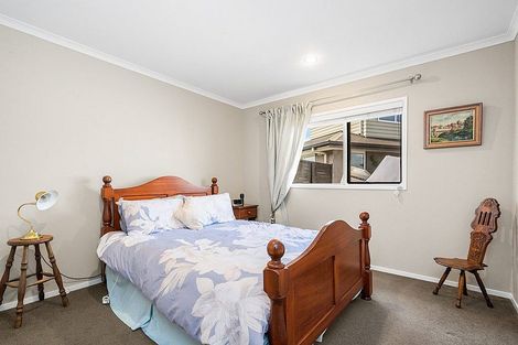 Photo of property in 5 Ara Kahika Lane, One Tree Point, 0118