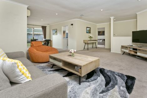 Photo of property in 53 Bass Road, Albany, Auckland, 0632