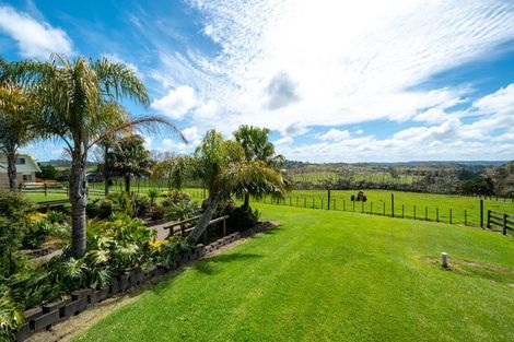 Photo of property in 14 Peters Lane, Taupaki, Henderson, 0782