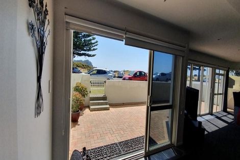 Photo of property in 45 Marine Parade, Mount Maunganui, 3116