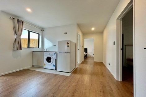 Photo of property in 1 Lawson Creek Street, Massey, Auckland, 0614