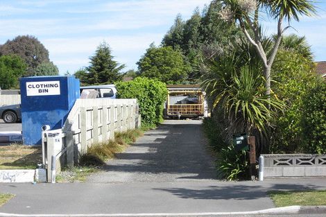 Photo of property in 2/1a Brentwood Street, Parklands, Christchurch, 8083