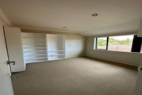 Photo of property in 38 Leafield Crescent, Henderson, Auckland, 0612
