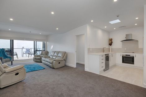 Photo of property in 6 Adams Avenue, Mount Maunganui, 3116