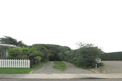 Photo of property in 30b He Awa Crescent, Waikanae, 5036