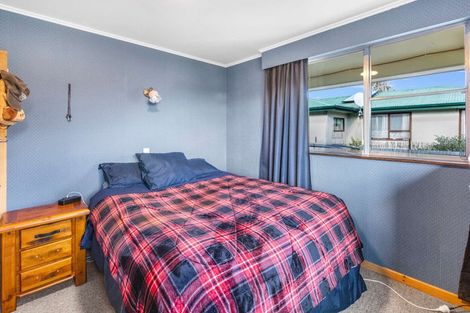 Photo of property in 19 Railway Esplanade, East Gore, Gore, 9710