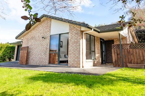 Photo of property in 30 Cabeleigh Drive, Helensville, 0800