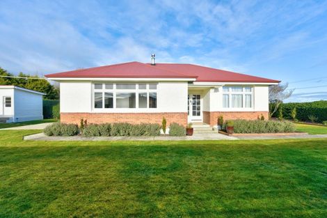 Photo of property in 153 Seaward Road, Edendale, 9825