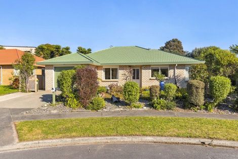 Photo of property in 27 Villa Grove, Paraparaumu, 5032