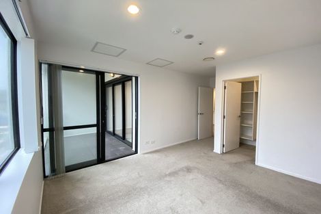 Photo of property in Apollo Apartments, 203/46 Rosedale Road, Rosedale, Auckland, 0632