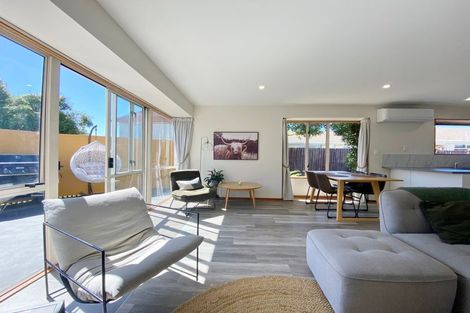 Photo of property in 2/41a Laurence Street, Waltham, Christchurch, 8011