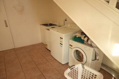 Photo of property in 12/5 Inverness Avenue, Hamilton East, Hamilton, 3216