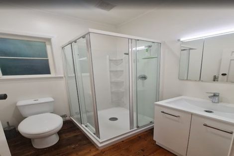 Photo of property in 51 Albemarle Road, Northland, Wellington, 6012