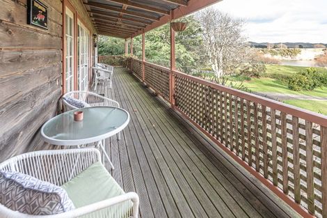 Photo of property in 122 Kaiwhaiki Road, Kaiwhaiki, Whanganui, 4575