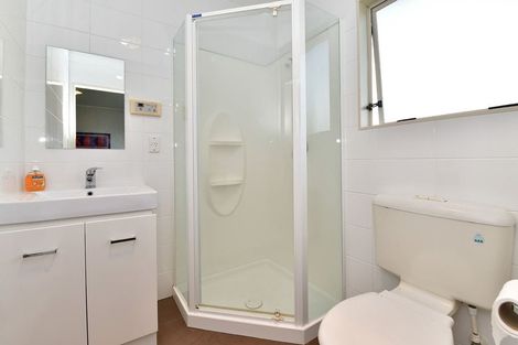 Photo of property in 80 Lakeside Drive, Orewa, 0931