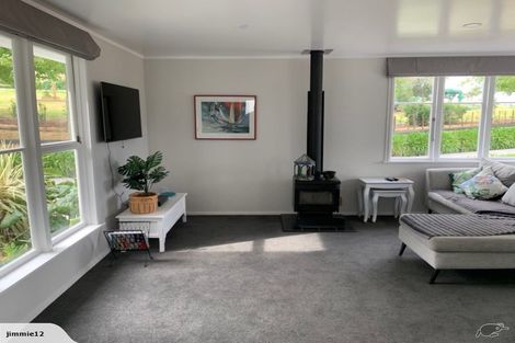 Photo of property in 15 Strathfield Lane, Whitford, Howick, 2571