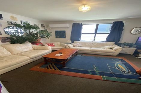 Photo of property in 43 Hall Street, Newtown, Wellington, 6021