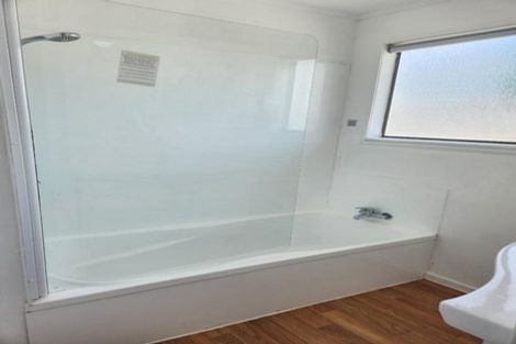 Photo of property in 4 Romilly Court, Papakura, 2110