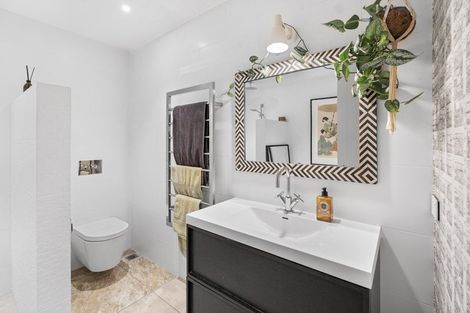 Photo of property in The Sands Apartments, 13/47 The Strand, Takapuna, Auckland, 0622