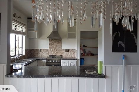 Photo of property in 14 Pohutukawa Crescent, Raumati Beach, Paraparaumu, 5032