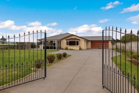 Photo of property in 248 Tawhiti Road, Hawera, 4672