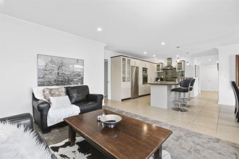Photo of property in 71 Keepa Close, Papamoa Beach, Papamoa, 3118