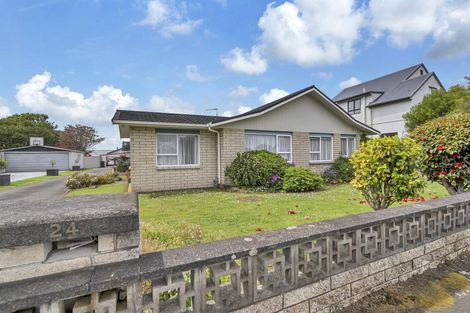 Photo of property in 24 Surrey Street, Hawera, 4610