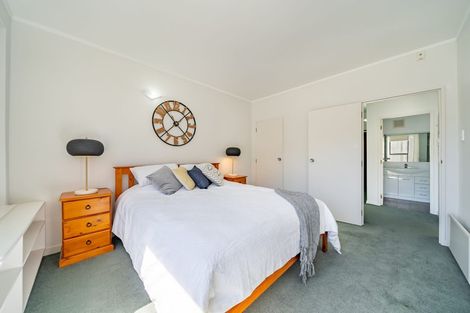 Photo of property in Hobson Court Flats, 64/70u Hobson Street, Thorndon, Wellington, 6011