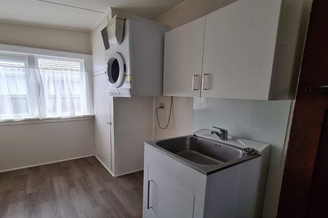 Photo of property in 33 Tower Street, Hornby, Christchurch, 8042