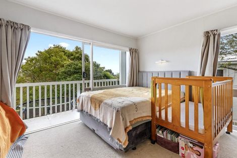 Photo of property in 20 Shanaway Rise, Hillcrest, Auckland, 0627