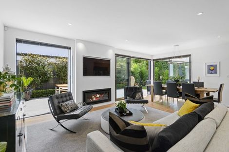 Photo of property in 51 Innes Road, St Albans, Christchurch, 8052