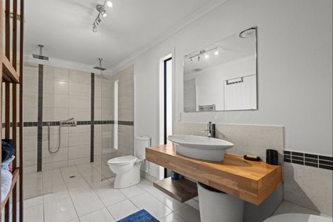 Photo of property in 69 Polson Hill Drive, Aokautere, Palmerston North, 4471